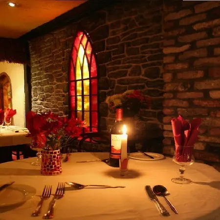 ホテル The Western